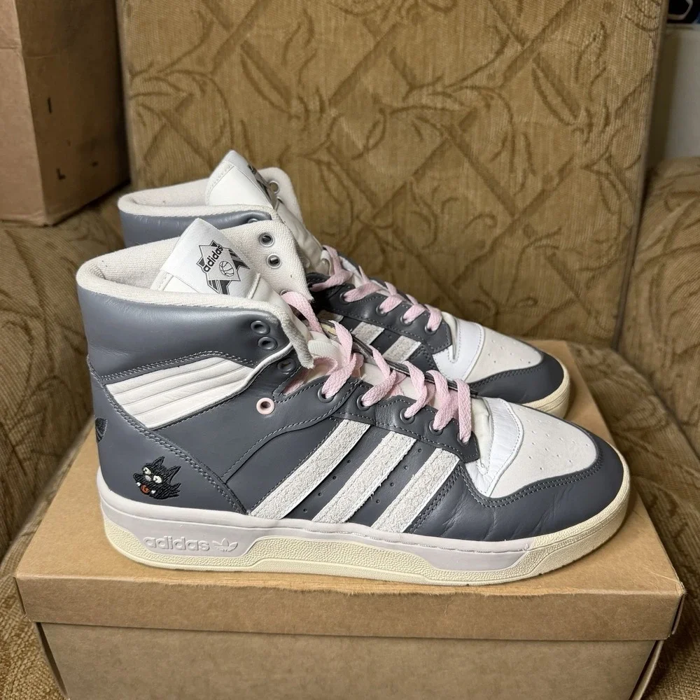 Adidas x The Simpsons Rivalry High 